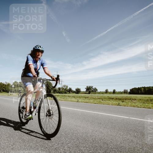 07.09.2025 - 19. Norderstedt Triathlon Michael Burmester http://msf.ph/oto/8855267 07.09.2025 12:05:55 Radfahren 213, 717, 1392 meine-sportfotos.de