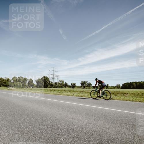 07.09.2025 - 19. Norderstedt Triathlon Michael Burmester http://msf.ph/oto/8855274 07.09.2025 12:06:01 Radfahren 729 meine-sportfotos.de