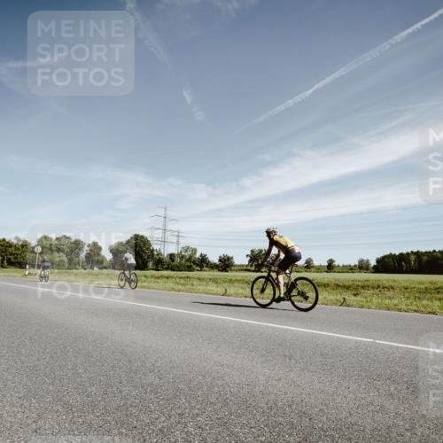 07.09.2025 - 19. Norderstedt Triathlon Michael Burmester http://msf.ph/oto/8855281 07.09.2025 12:06:03 Radfahren 729 meine-sportfotos.de