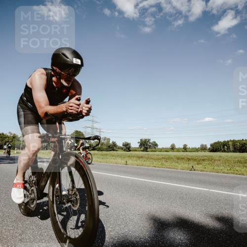 07.09.2025 - 19. Norderstedt Triathlon Michael Burmester http://msf.ph/oto/8855303 07.09.2025 15:10:30 Radfahren 431, 1480 meine-sportfotos.de