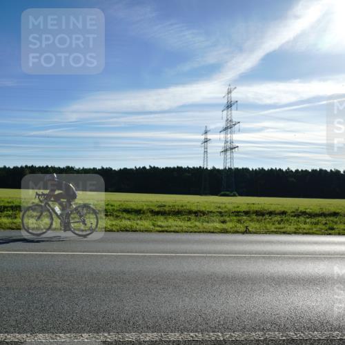 07.09.2025 - 19. Norderstedt Triathlon Michael Burmester http://msf.ph/oto/8855304 07.09.2025 09:41:28 Radfahren 615 meine-sportfotos.de
