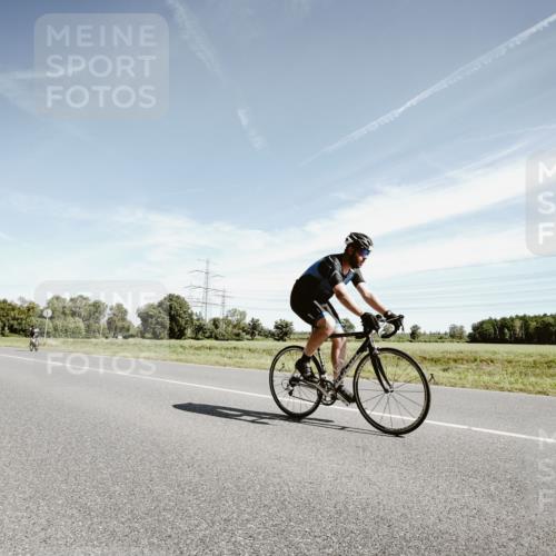 07.09.2025 - 19. Norderstedt Triathlon Michael Burmester http://msf.ph/oto/8855315 07.09.2025 12:06:25 Radfahren 244, 719 meine-sportfotos.de