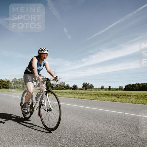 07.09.2025 - 19. Norderstedt Triathlon Michael Burmester http://msf.ph/oto/8855328 07.09.2025 12:06:35 Radfahren 1243 meine-sportfotos.de