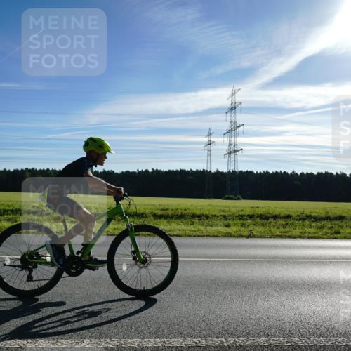 07.09.2025 - 19. Norderstedt Triathlon Michael Burmester http://msf.ph/oto/8855336 07.09.2025 09:42:49 Radfahren 610 meine-sportfotos.de