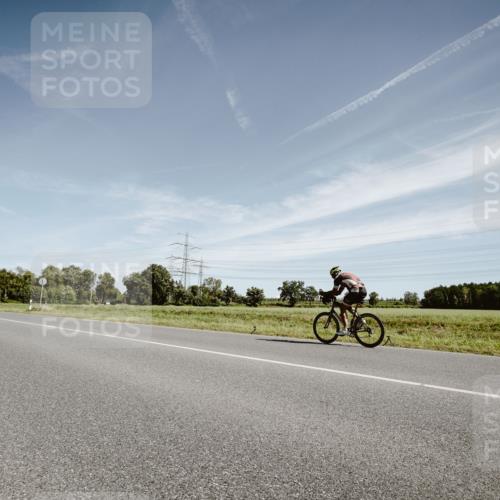 07.09.2025 - 19. Norderstedt Triathlon Michael Burmester http://msf.ph/oto/8855352 07.09.2025 12:07:02 Radfahren 226 meine-sportfotos.de