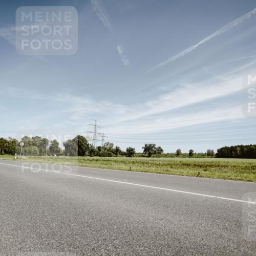 07.09.2025 - 19. Norderstedt Triathlon Michael Burmester http://msf.ph/oto/8855362 07.09.2025 12:07:09 Radfahren 176, 828, 846 meine-sportfotos.de