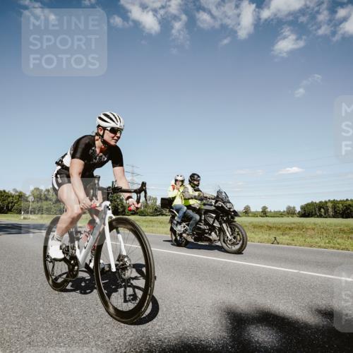 07.09.2025 - 19. Norderstedt Triathlon Michael Burmester http://msf.ph/oto/8855367 07.09.2025 15:11:11 Radfahren 390, 408, 887 meine-sportfotos.de