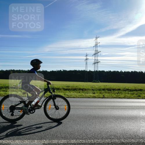 07.09.2025 - 19. Norderstedt Triathlon Michael Burmester http://msf.ph/oto/8855368 07.09.2025 09:44:15 Radfahren 564 meine-sportfotos.de