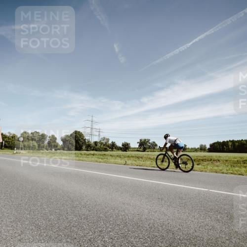 07.09.2025 - 19. Norderstedt Triathlon Michael Burmester http://msf.ph/oto/8855376 07.09.2025 12:07:13 Radfahren 164, 176, 709, 778, 828 meine-sportfotos.de