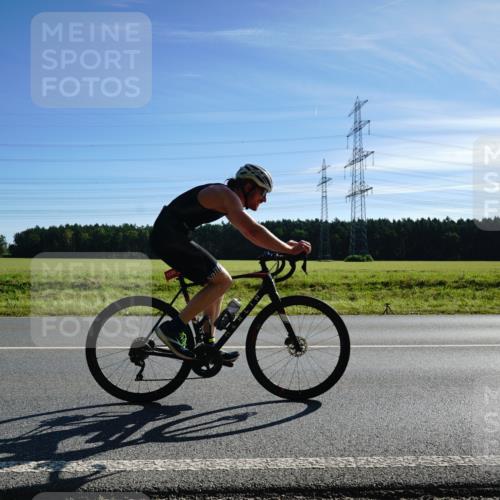 07.09.2025 - 19. Norderstedt Triathlon Michael Burmester http://msf.ph/oto/8855416 07.09.2025 10:21:57 Radfahren 1138 meine-sportfotos.de
