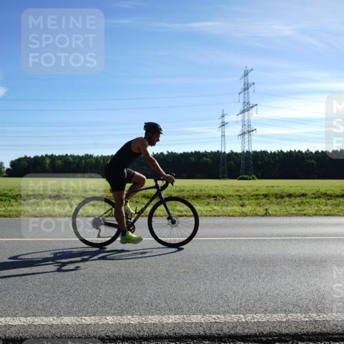 07.09.2025 - 19. Norderstedt Triathlon Michael Burmester http://msf.ph/oto/8855419 07.09.2025 10:23:20 Radfahren 1139 meine-sportfotos.de