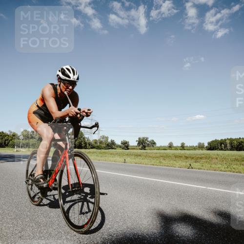 07.09.2025 - 19. Norderstedt Triathlon Michael Burmester http://msf.ph/oto/8855422 07.09.2025 15:11:59 Radfahren 458 meine-sportfotos.de