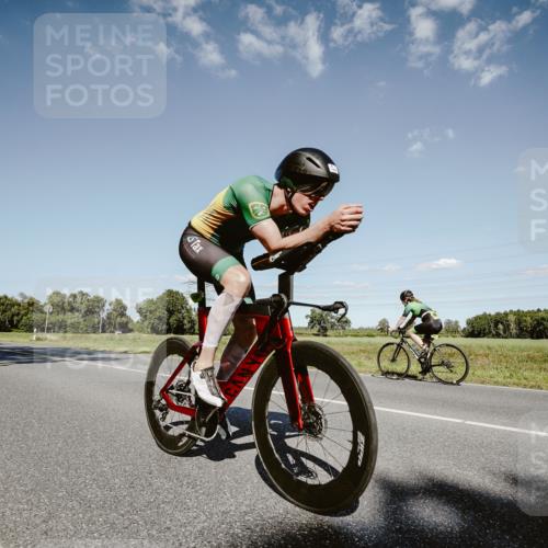 07.09.2025 - 19. Norderstedt Triathlon Michael Burmester http://msf.ph/oto/8855429 07.09.2025 15:12:04 Radfahren 403, 457, 1502 meine-sportfotos.de