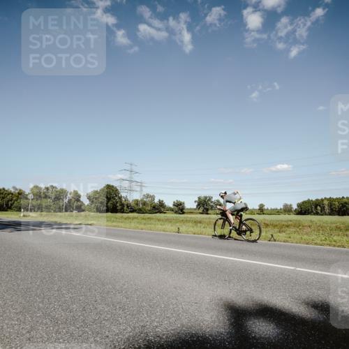 07.09.2025 - 19. Norderstedt Triathlon Michael Burmester http://msf.ph/oto/8855452 07.09.2025 15:12:22 Radfahren 930 meine-sportfotos.de