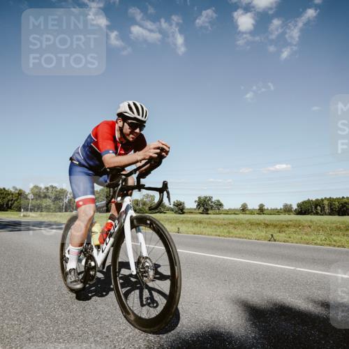 07.09.2025 - 19. Norderstedt Triathlon Michael Burmester http://msf.ph/oto/8855459 07.09.2025 15:12:31 Radfahren 1429, 1496 meine-sportfotos.de