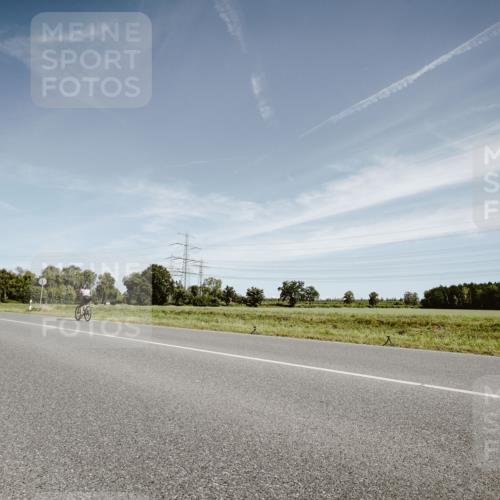 07.09.2025 - 19. Norderstedt Triathlon Michael Burmester http://msf.ph/oto/8855461 07.09.2025 12:08:07 Radfahren  meine-sportfotos.de