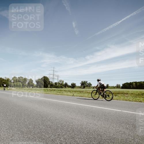 07.09.2025 - 19. Norderstedt Triathlon Michael Burmester http://msf.ph/oto/8855464 07.09.2025 12:08:09 Radfahren  meine-sportfotos.de