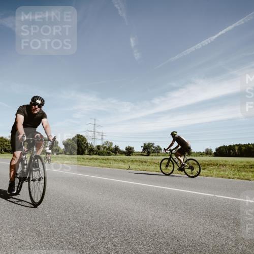 07.09.2025 - 19. Norderstedt Triathlon Michael Burmester http://msf.ph/oto/8855481 07.09.2025 12:08:19 Radfahren 218, 1397 meine-sportfotos.de