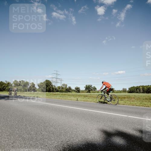 07.09.2025 - 19. Norderstedt Triathlon Michael Burmester http://msf.ph/oto/8855483 07.09.2025 15:12:45 Radfahren  meine-sportfotos.de