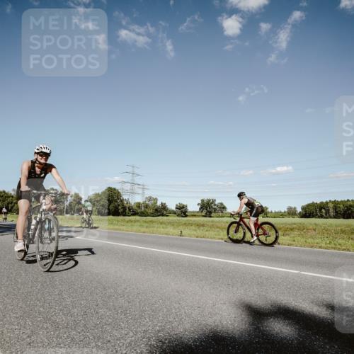 07.09.2025 - 19. Norderstedt Triathlon Michael Burmester http://msf.ph/oto/8855493 07.09.2025 15:12:50 Radfahren 1474, 1489 meine-sportfotos.de