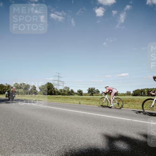 07.09.2025 - 19. Norderstedt Triathlon Michael Burmester http://msf.ph/oto/8855503 07.09.2025 15:12:57 Radfahren  meine-sportfotos.de