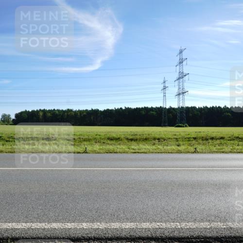 07.09.2025 - 19. Norderstedt Triathlon Michael Burmester http://msf.ph/oto/8855506 07.09.2025 10:30:48 Radfahren 1137 meine-sportfotos.de