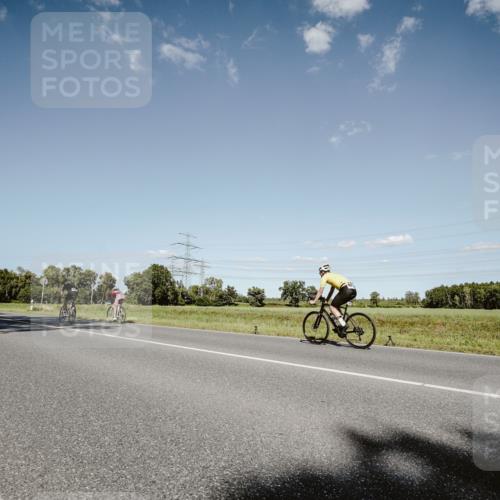 07.09.2025 - 19. Norderstedt Triathlon Michael Burmester http://msf.ph/oto/8855510 07.09.2025 15:12:58 Radfahren  meine-sportfotos.de