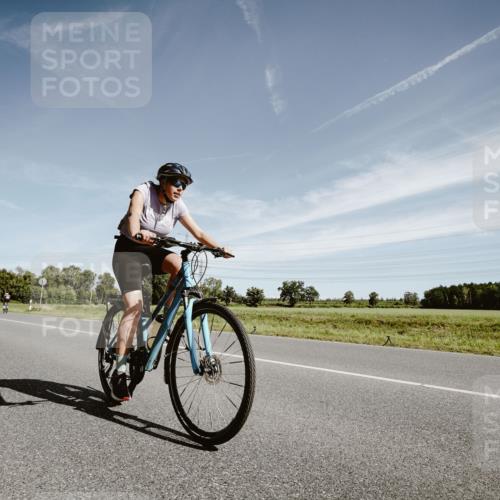 07.09.2025 - 19. Norderstedt Triathlon Michael Burmester http://msf.ph/oto/8855535 07.09.2025 12:08:41 Radfahren 807, 808, 1268, 1382 meine-sportfotos.de