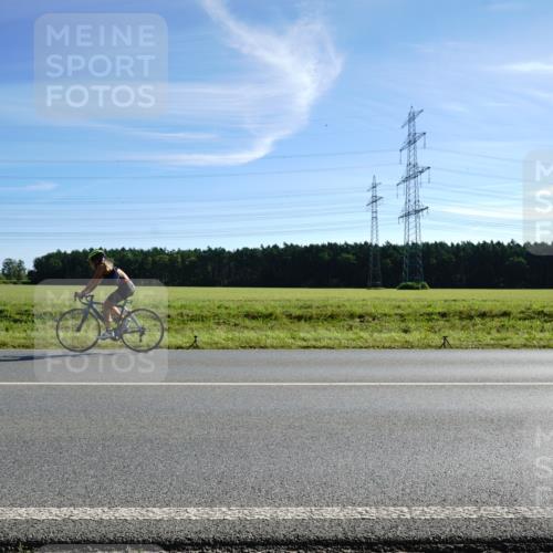 07.09.2025 - 19. Norderstedt Triathlon Michael Burmester http://msf.ph/oto/8855551 07.09.2025 10:32:21 Radfahren  meine-sportfotos.de