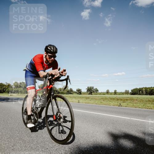 07.09.2025 - 19. Norderstedt Triathlon Michael Burmester http://msf.ph/oto/8855554 07.09.2025 15:13:31 Radfahren 446, 896, 1414, 1497 meine-sportfotos.de