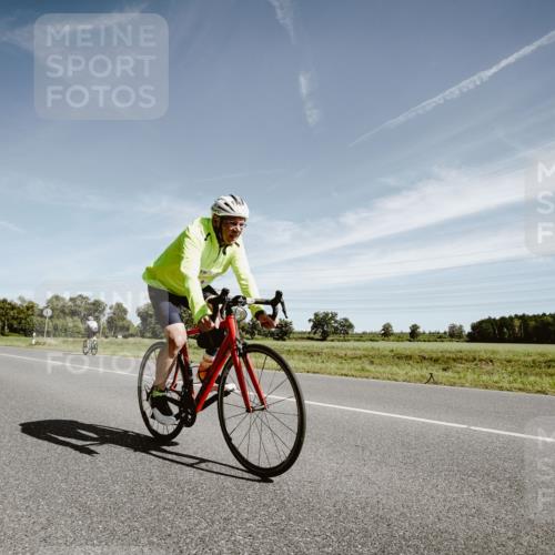 07.09.2025 - 19. Norderstedt Triathlon Michael Burmester http://msf.ph/oto/8855562 07.09.2025 12:08:50 Radfahren 170 meine-sportfotos.de
