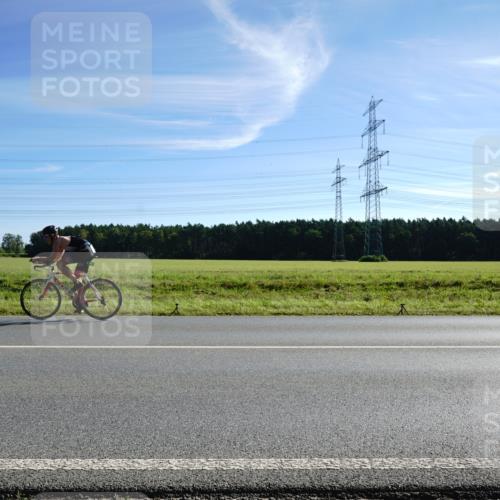 07.09.2025 - 19. Norderstedt Triathlon Michael Burmester http://msf.ph/oto/8855568 07.09.2025 10:32:55 Radfahren 1123 meine-sportfotos.de