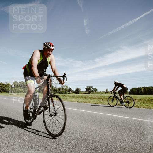 07.09.2025 - 19. Norderstedt Triathlon Michael Burmester http://msf.ph/oto/8855575 07.09.2025 12:09:00 Radfahren 725, 779 meine-sportfotos.de
