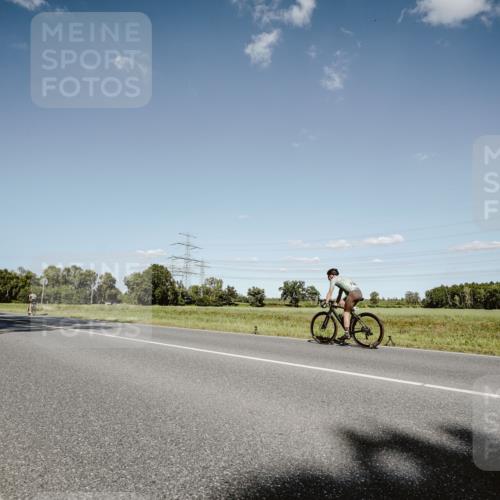 07.09.2025 - 19. Norderstedt Triathlon Michael Burmester http://msf.ph/oto/8855580 07.09.2025 15:13:45 Radfahren 1530 meine-sportfotos.de