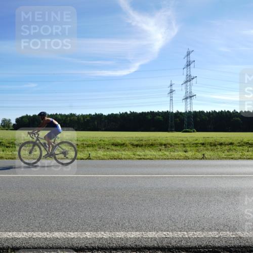 07.09.2025 - 19. Norderstedt Triathlon Michael Burmester http://msf.ph/oto/8855593 07.09.2025 10:33:31 Radfahren  meine-sportfotos.de