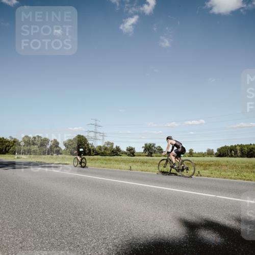 07.09.2025 - 19. Norderstedt Triathlon Michael Burmester http://msf.ph/oto/8855594 07.09.2025 15:13:54 Radfahren 443 meine-sportfotos.de