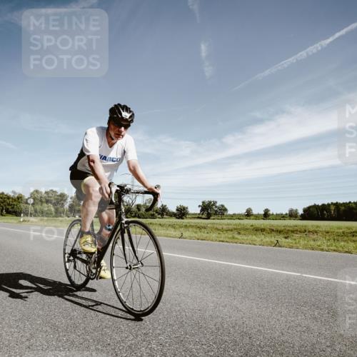 07.09.2025 - 19. Norderstedt Triathlon Michael Burmester http://msf.ph/oto/8855599 07.09.2025 12:09:16 Radfahren 1282 meine-sportfotos.de