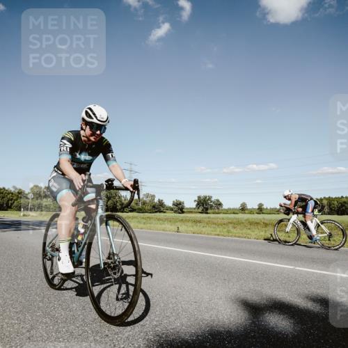 07.09.2025 - 19. Norderstedt Triathlon Michael Burmester http://msf.ph/oto/8855617 07.09.2025 15:14:19 Radfahren 1481, 1485 meine-sportfotos.de