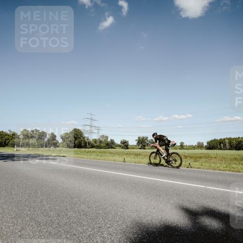 07.09.2025 - 19. Norderstedt Triathlon Michael Burmester http://msf.ph/oto/8855628 07.09.2025 15:14:29 Radfahren  meine-sportfotos.de