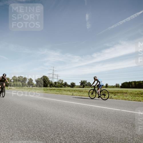 07.09.2025 - 19. Norderstedt Triathlon Michael Burmester http://msf.ph/oto/8855639 07.09.2025 12:09:57 Radfahren 699, 792, 1315, 1378 meine-sportfotos.de