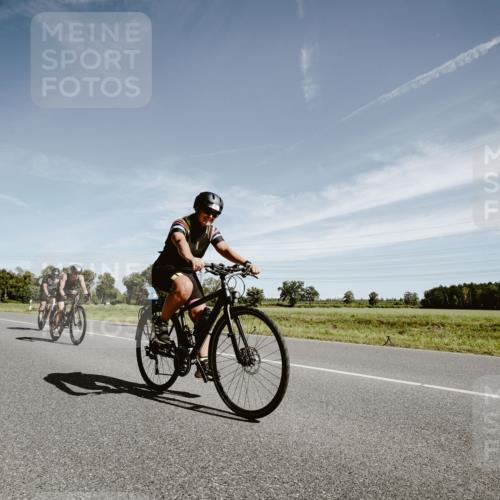 07.09.2025 - 19. Norderstedt Triathlon Michael Burmester http://msf.ph/oto/8855643 07.09.2025 12:09:57 Radfahren 699, 792, 1315, 1378 meine-sportfotos.de