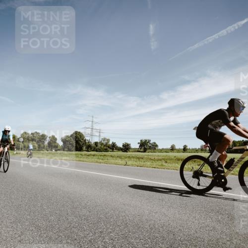 07.09.2025 - 19. Norderstedt Triathlon Michael Burmester http://msf.ph/oto/8855649 07.09.2025 12:09:58 Radfahren 699, 730, 792, 1315, 1378 meine-sportfotos.de