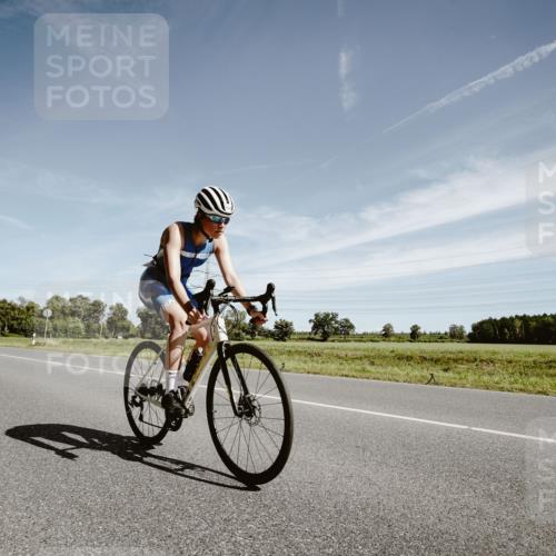07.09.2025 - 19. Norderstedt Triathlon Michael Burmester http://msf.ph/oto/8855663 07.09.2025 12:10:06 Radfahren 1249 meine-sportfotos.de
