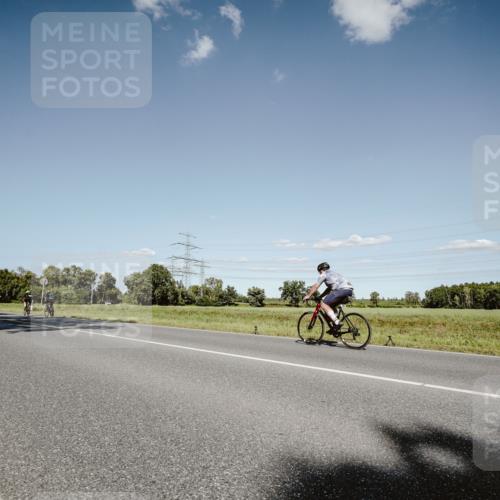 07.09.2025 - 19. Norderstedt Triathlon Michael Burmester http://msf.ph/oto/8855674 07.09.2025 15:14:49 Radfahren 1430 meine-sportfotos.de