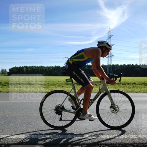 07.09.2025 - 19. Norderstedt Triathlon Michael Burmester http://msf.ph/oto/8855677 07.09.2025 10:35:47 Radfahren 654, 677 meine-sportfotos.de