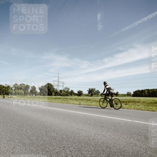 07.09.2025 - 19. Norderstedt Triathlon Michael Burmester http://msf.ph/oto/8855686 07.09.2025 12:10:17 Radfahren  meine-sportfotos.de