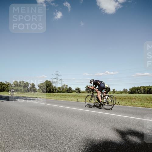 07.09.2025 - 19. Norderstedt Triathlon Michael Burmester http://msf.ph/oto/8855688 07.09.2025 15:14:58 Radfahren 1531 meine-sportfotos.de