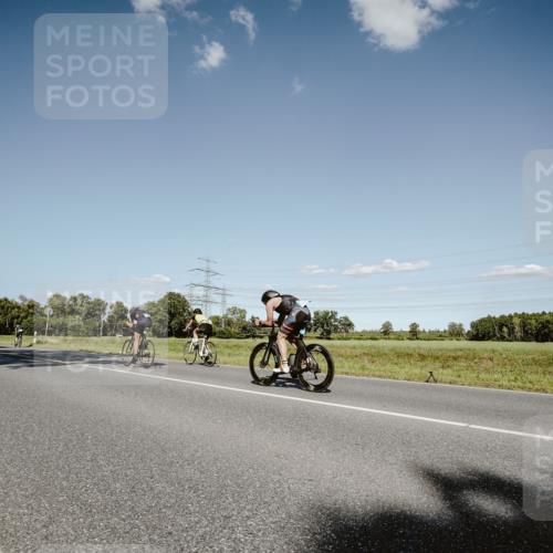 07.09.2025 - 19. Norderstedt Triathlon Michael Burmester http://msf.ph/oto/8855691 07.09.2025 15:14:59 Radfahren 1531 meine-sportfotos.de