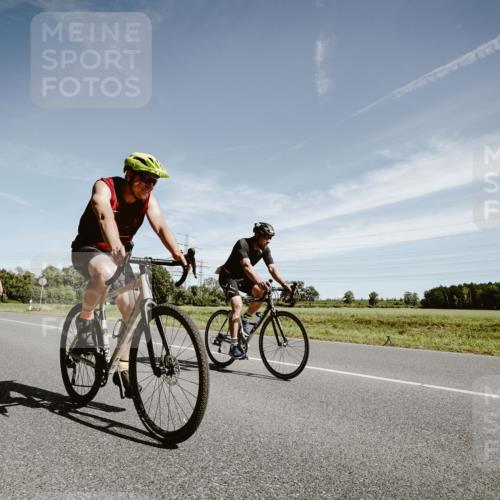 07.09.2025 - 19. Norderstedt Triathlon Michael Burmester http://msf.ph/oto/8855696 07.09.2025 12:10:26 Radfahren 150, 823, 1296, 1359 meine-sportfotos.de