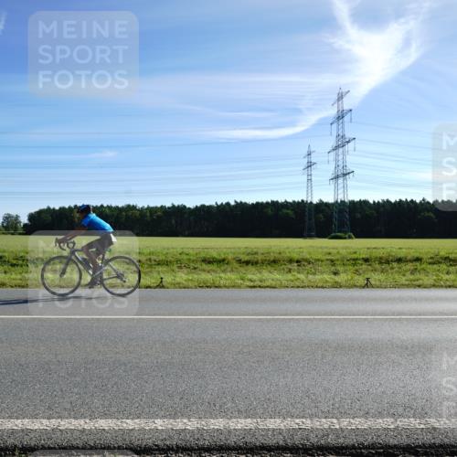 07.09.2025 - 19. Norderstedt Triathlon Michael Burmester http://msf.ph/oto/8855704 07.09.2025 10:36:27 Radfahren 645, 664 meine-sportfotos.de